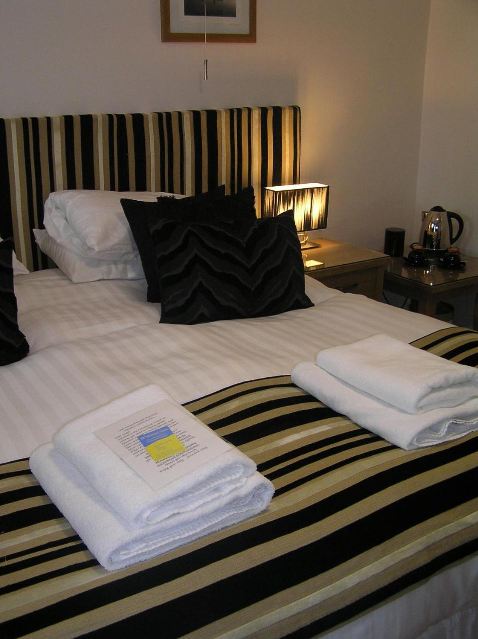 Townhouse Rooms Truro Exteriér fotografie